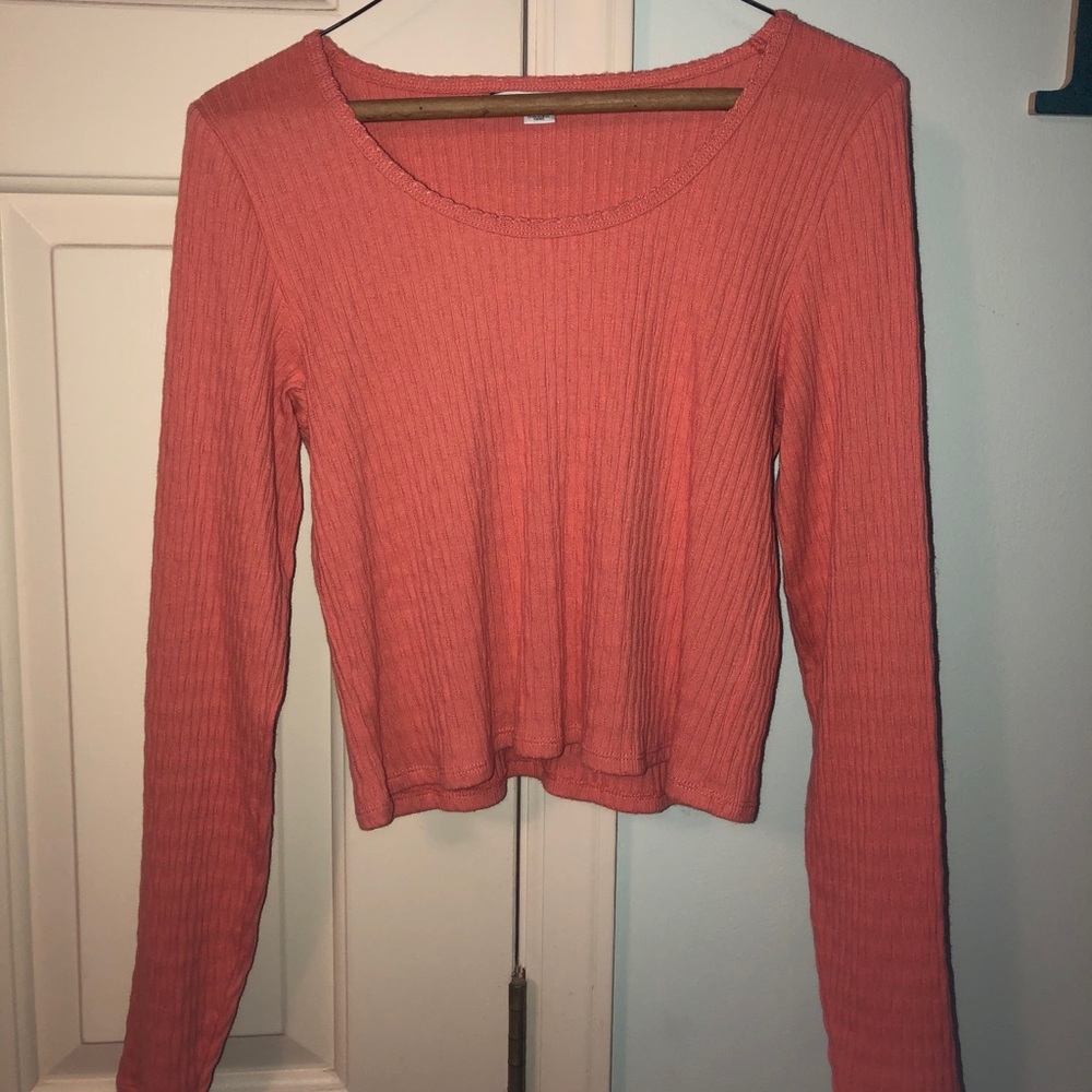 3/$20✨ Long Sleeve Cropped Shirt